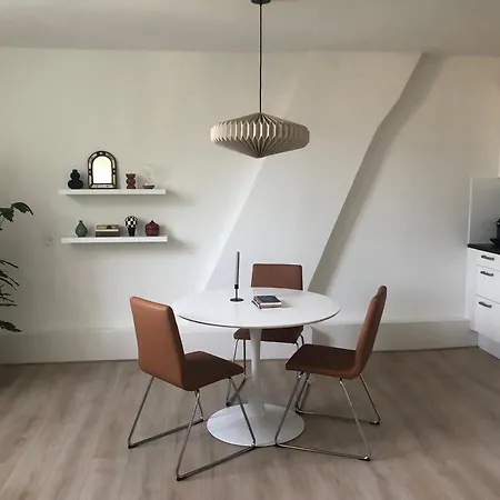 B&B Alexander-2
